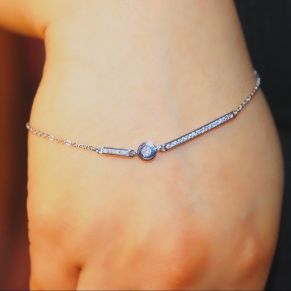 Simple Detail Silver Bracelet - Picture 1 of 1